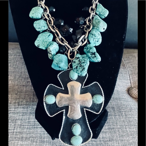 Jewelry - Stunning Silver/Black Cross Necklace w/Turquoise Stones & Black Crystals